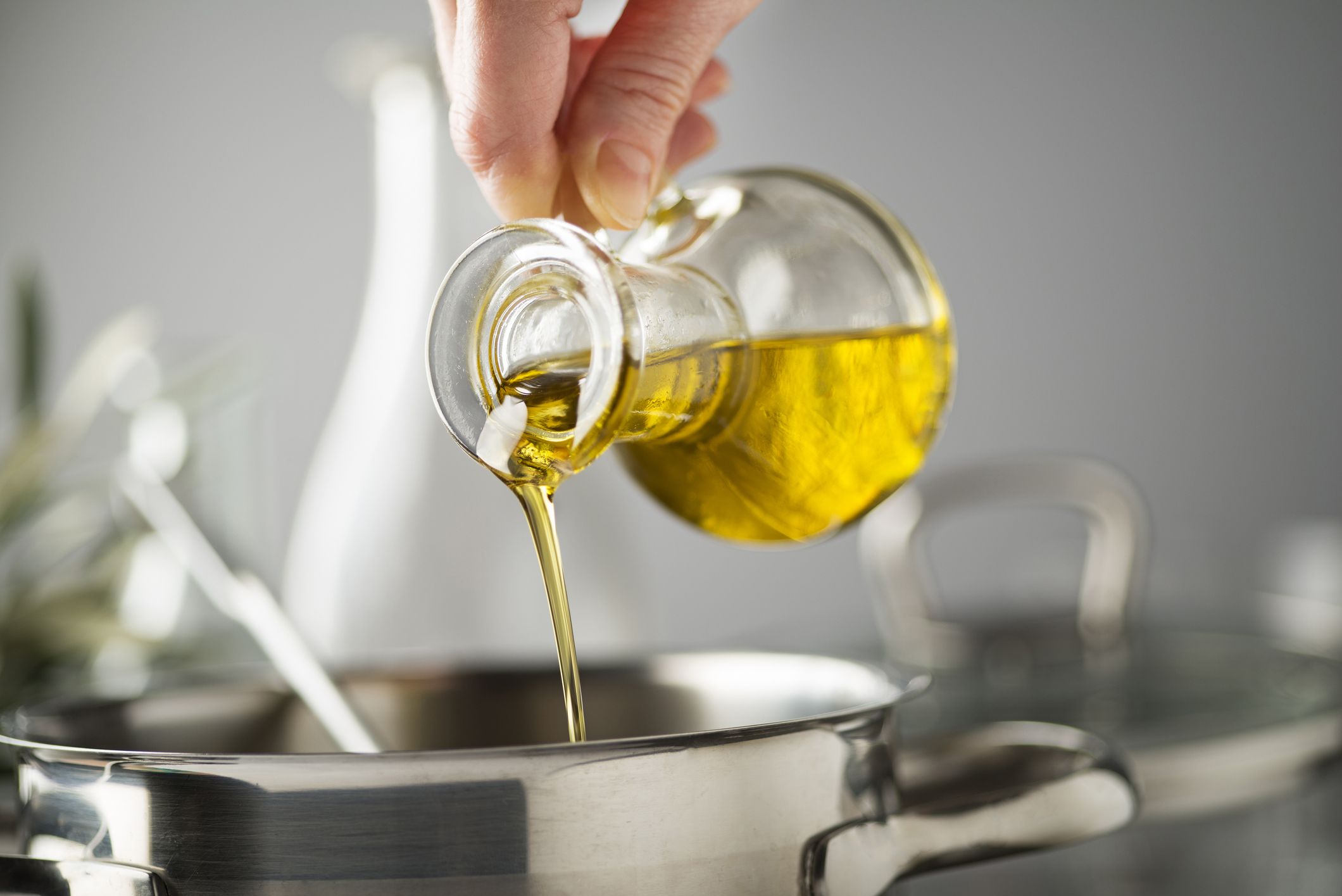 Smoke Points of Cooking Oils and Fats - Jessica Gavin